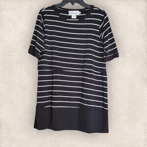 Mother 2 Be Maternity Nursing Wear Crew Neckline Short Sleeve Black White Stripe